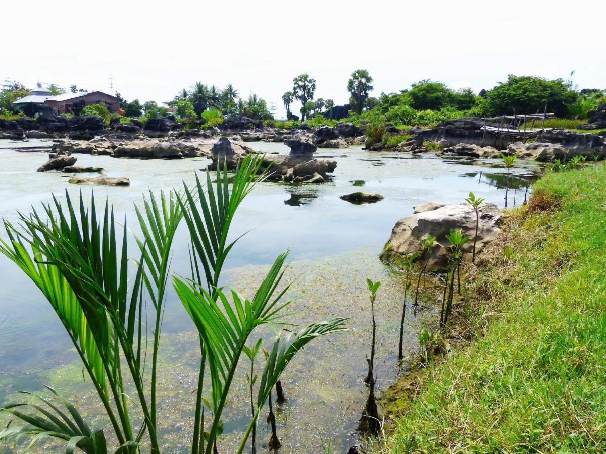Kampoeng Karst Rammang Rammang Guest House Kasijala Exterior foto
